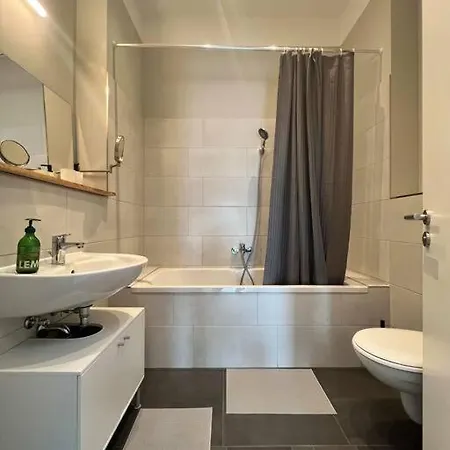 Apartament Loft 7 15min Hbf 2br Smart Tv Wifi *